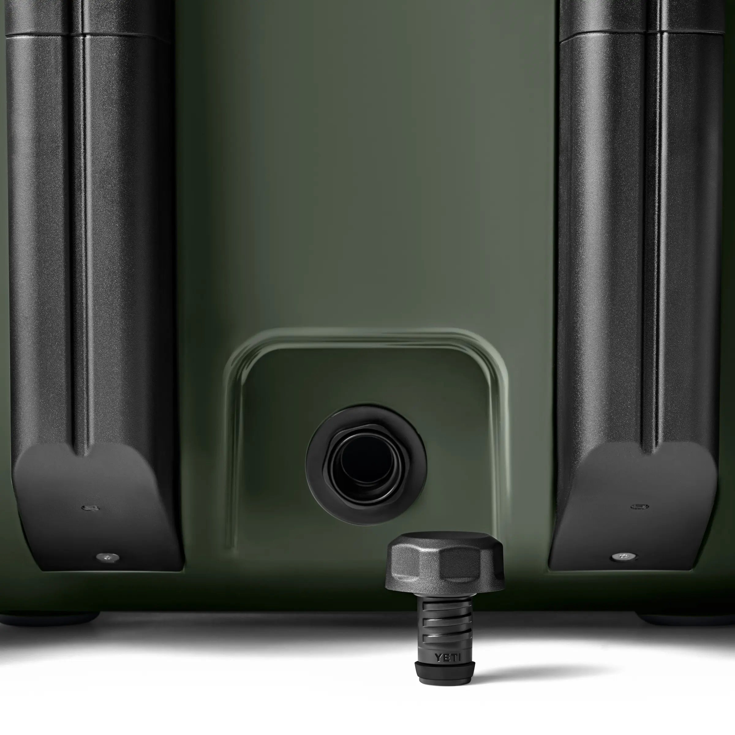 Roadie 48 Wheeled Cooler